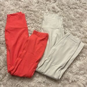 2 Women’s Lululemon Align Leggings